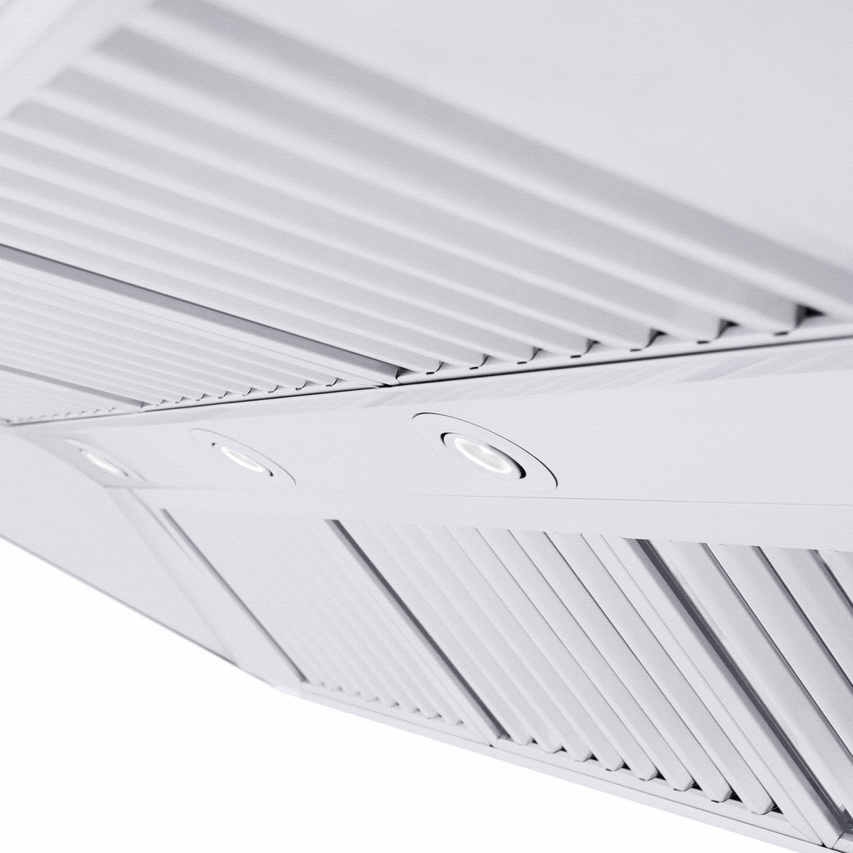 ZLINE 48" Professional Ducted Wall Mount Range Hood in Stainless Steel with Crown Molding (667CRN-48)