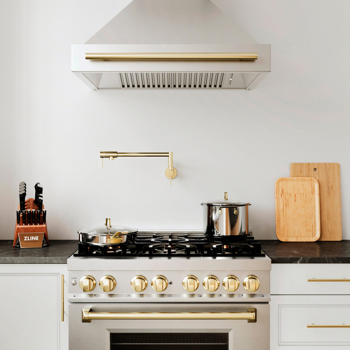 ZLINE Autograph Edition 36" Stainless Steel Range Hood with Stainless Steel Shell and Polished Gold Handle (8654STZ-36-G)