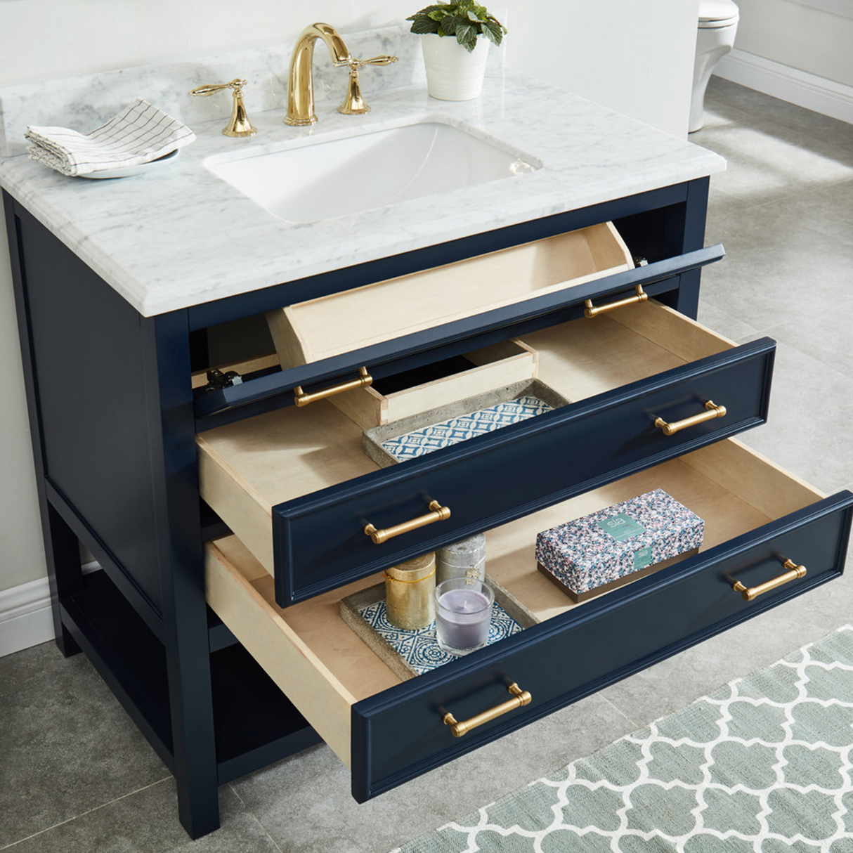 37" Bathroom Vanity in Navy Blue With Sink - Premium Manhattan Family