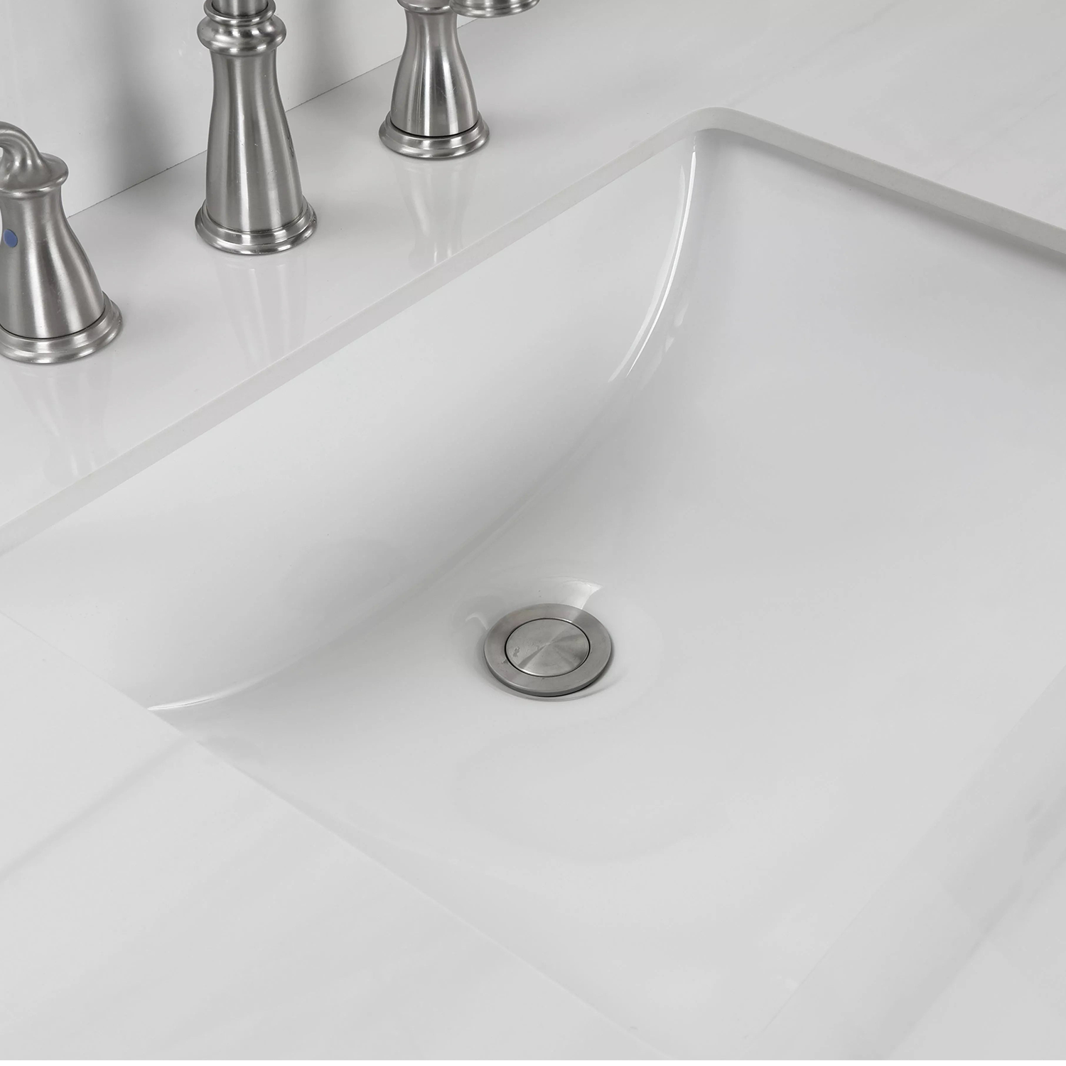 60" Hollister Vanity Combo In Light Gray With Sintered Stone Top