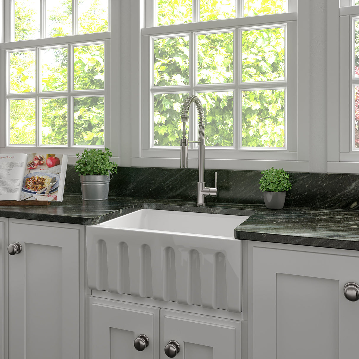 ZLINE 24 in. Venice Farmhouse Apron Front Reversible Single Bowl Fireclay Kitchen Sink with Bottom Grid in White Gloss (FRC5120-WH-24)