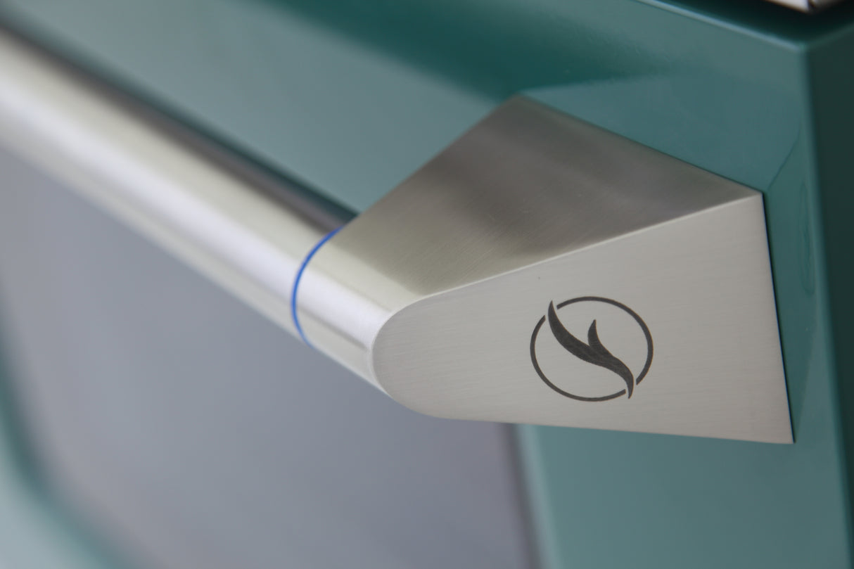 KUCHT Professional 48 in. 6.7 cu. ft. Natural Gas Range with Sealed Burners, Griddle/Grill and Two Ovens - One Convection - in Stainless Steel