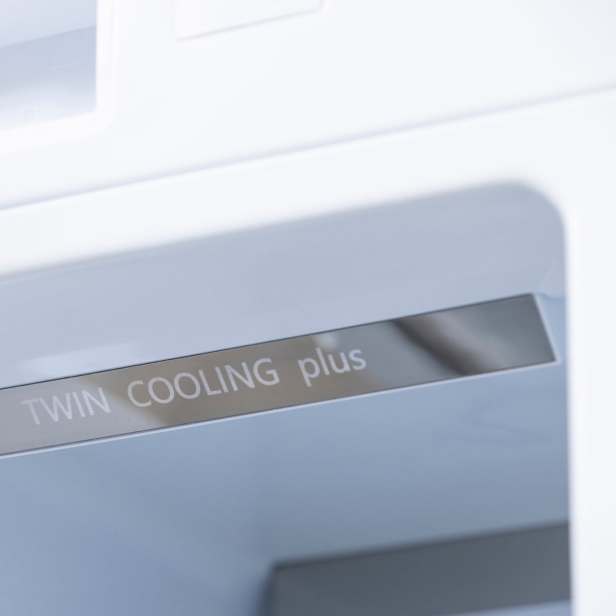 KUCHT 18 in. Professional in Built In Freezer in Custom Panel Ready Counter Depth