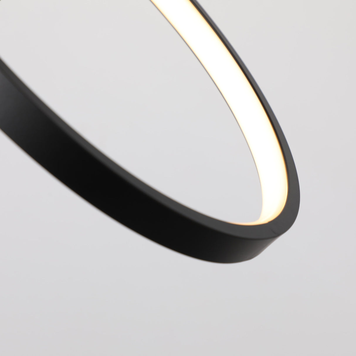 Lucca Circular 3-Light Adjustable Direction Led Pendant Light - Matte Black