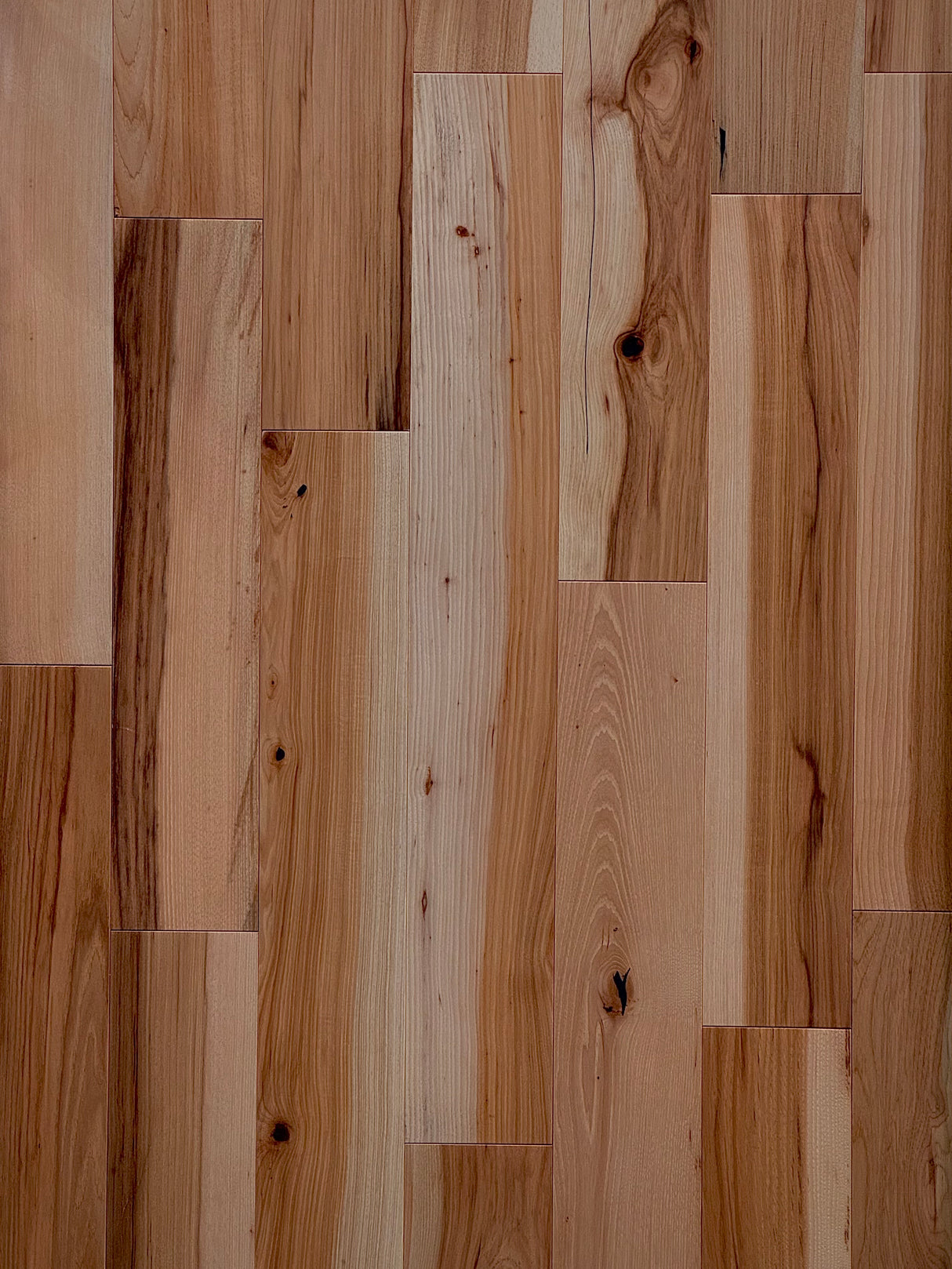 Solid White Oak 3/4"X5"XRL Brushed, 24.22 SQFT/Box