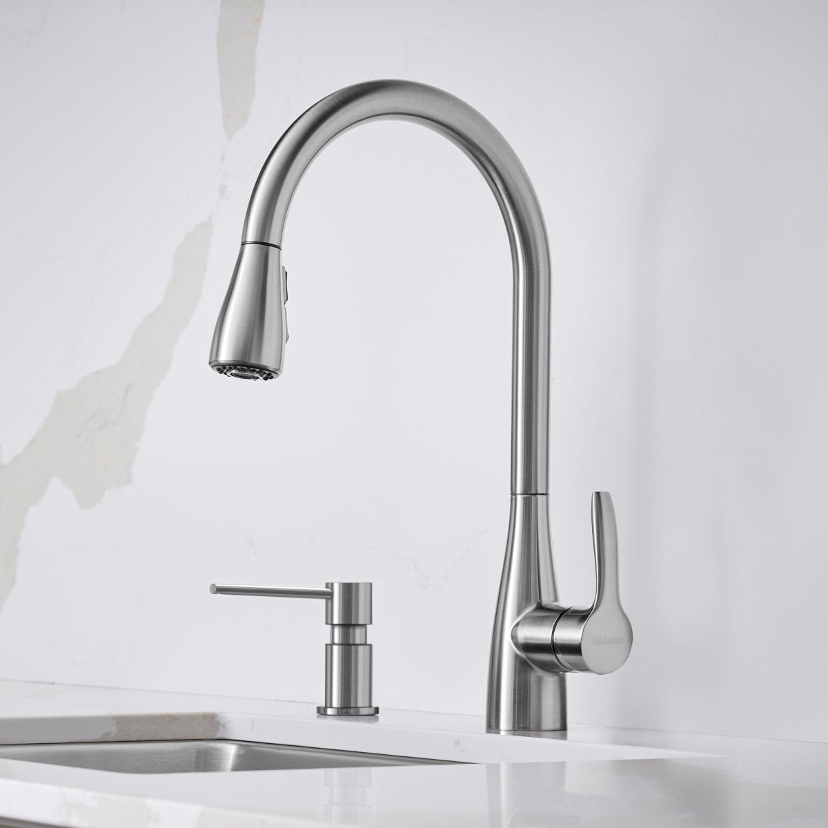 Blanco Atura Pull Down Kitchen Faucet 1.5 GPM - BUILDMYPLACE