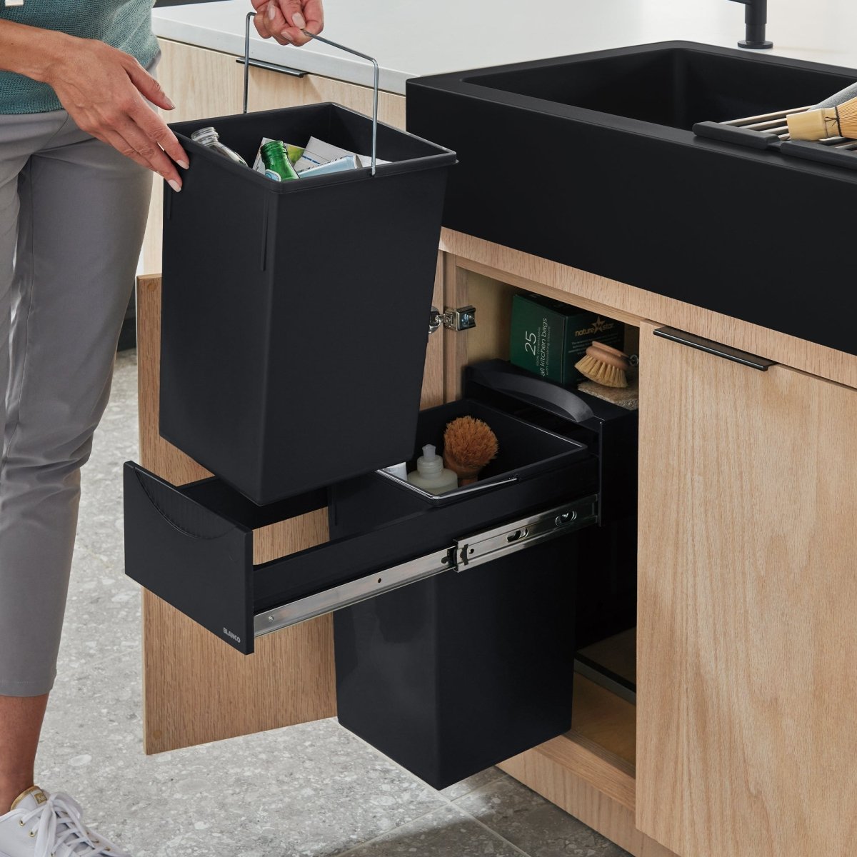 Blanco Botton II Storage System - BUILDMYPLACE