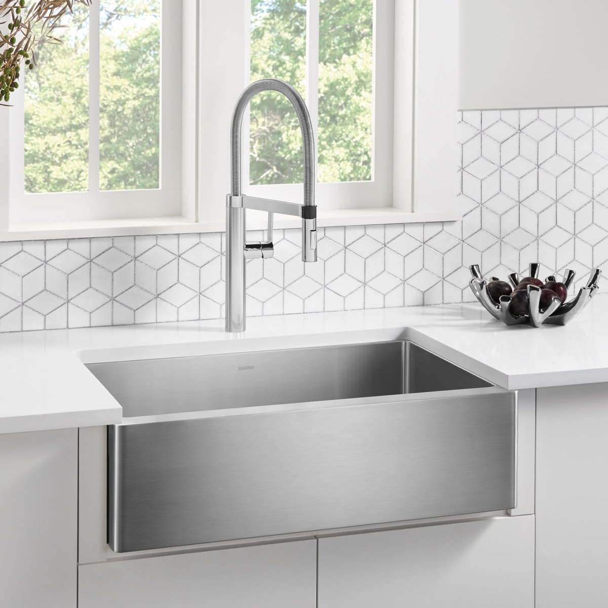 Blanco Quatrus R15 Apron 32 x 19 x 9 Inch Super Single Farmhouse Kitchen Sink - BUILDMYPLACE