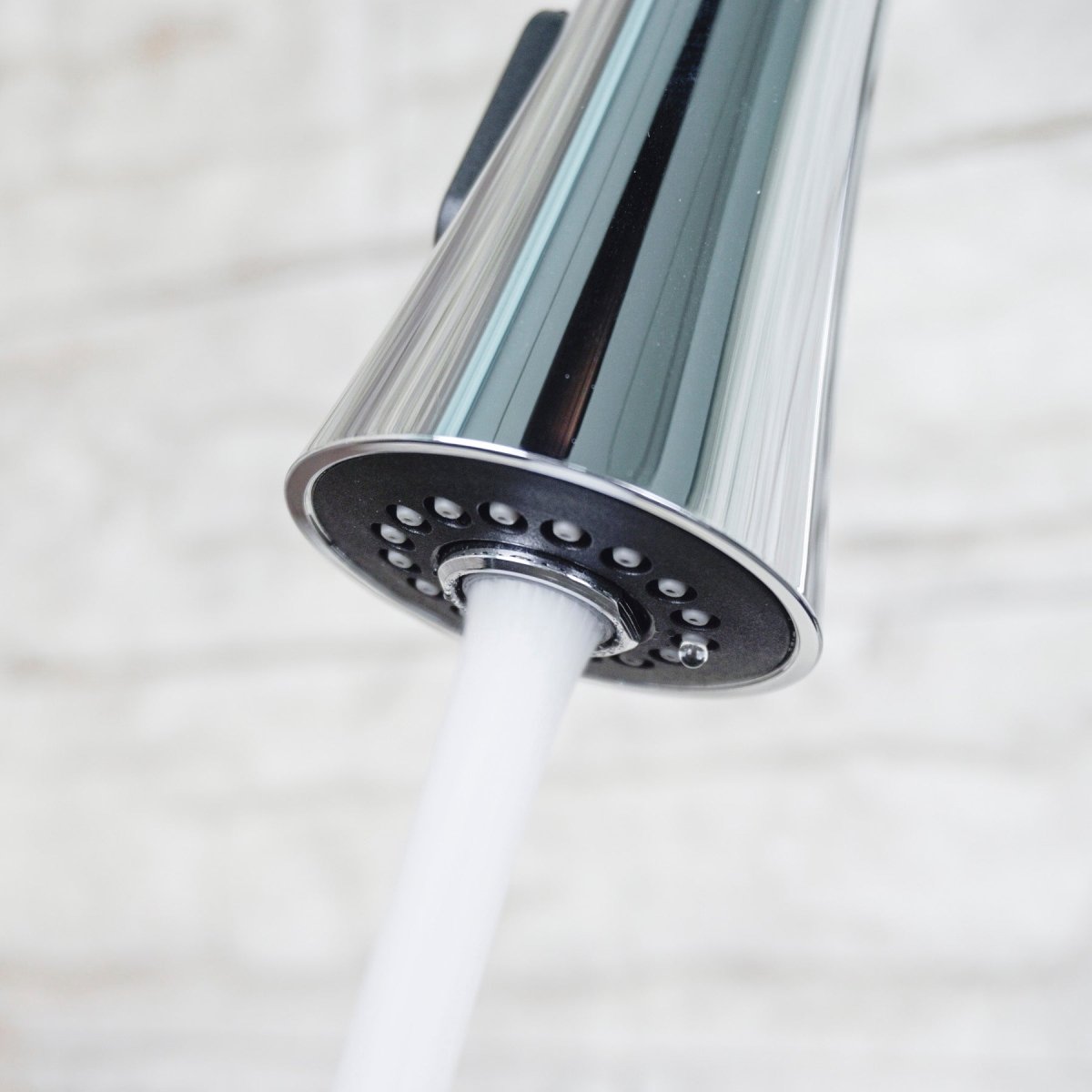 Furio Brass Kitchen Faucet w/ Pull Out Sprayer - Chrome - BUILDMYPLACE