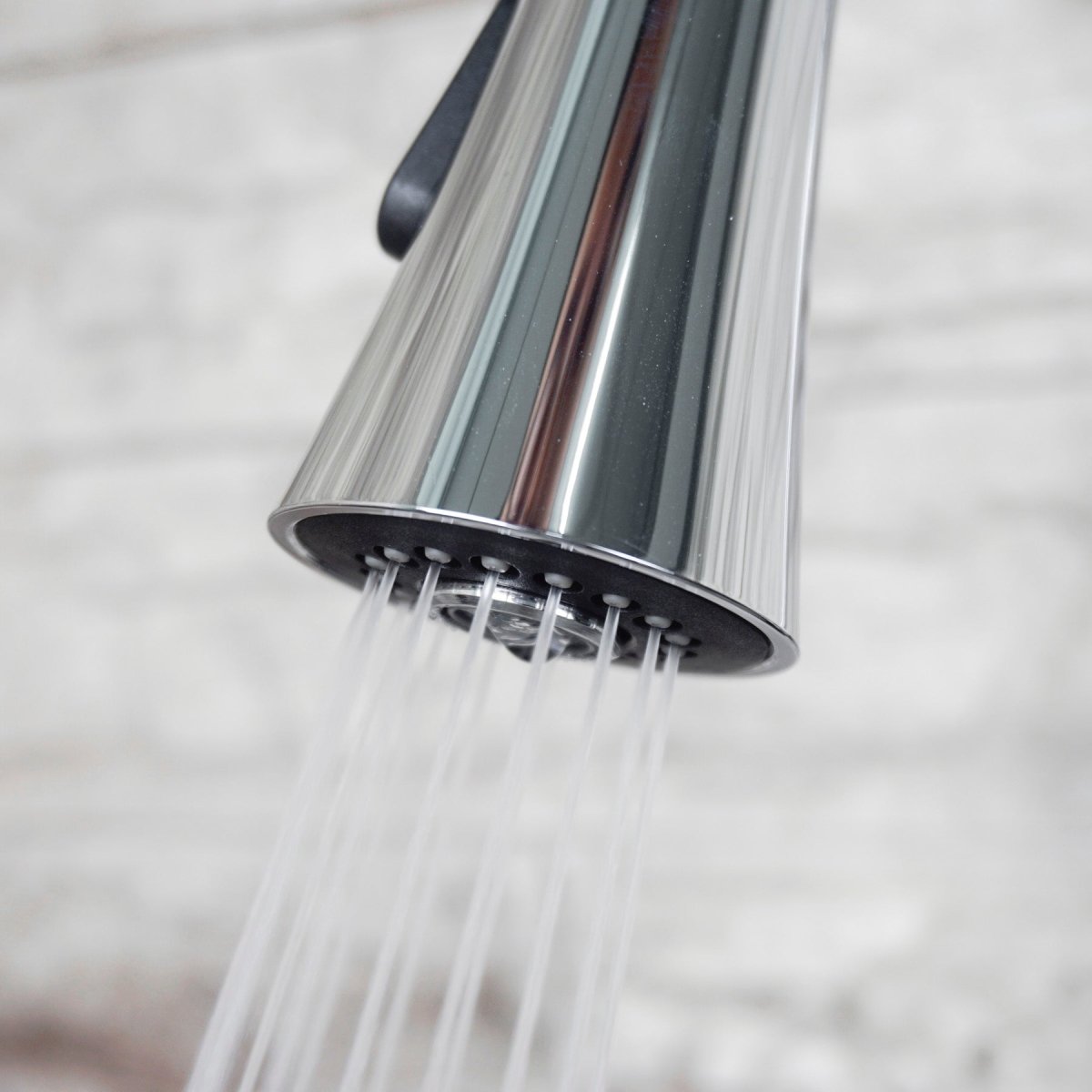 Furio Brass Kitchen Faucet w/ Pull Out Sprayer - Chrome - BUILDMYPLACE