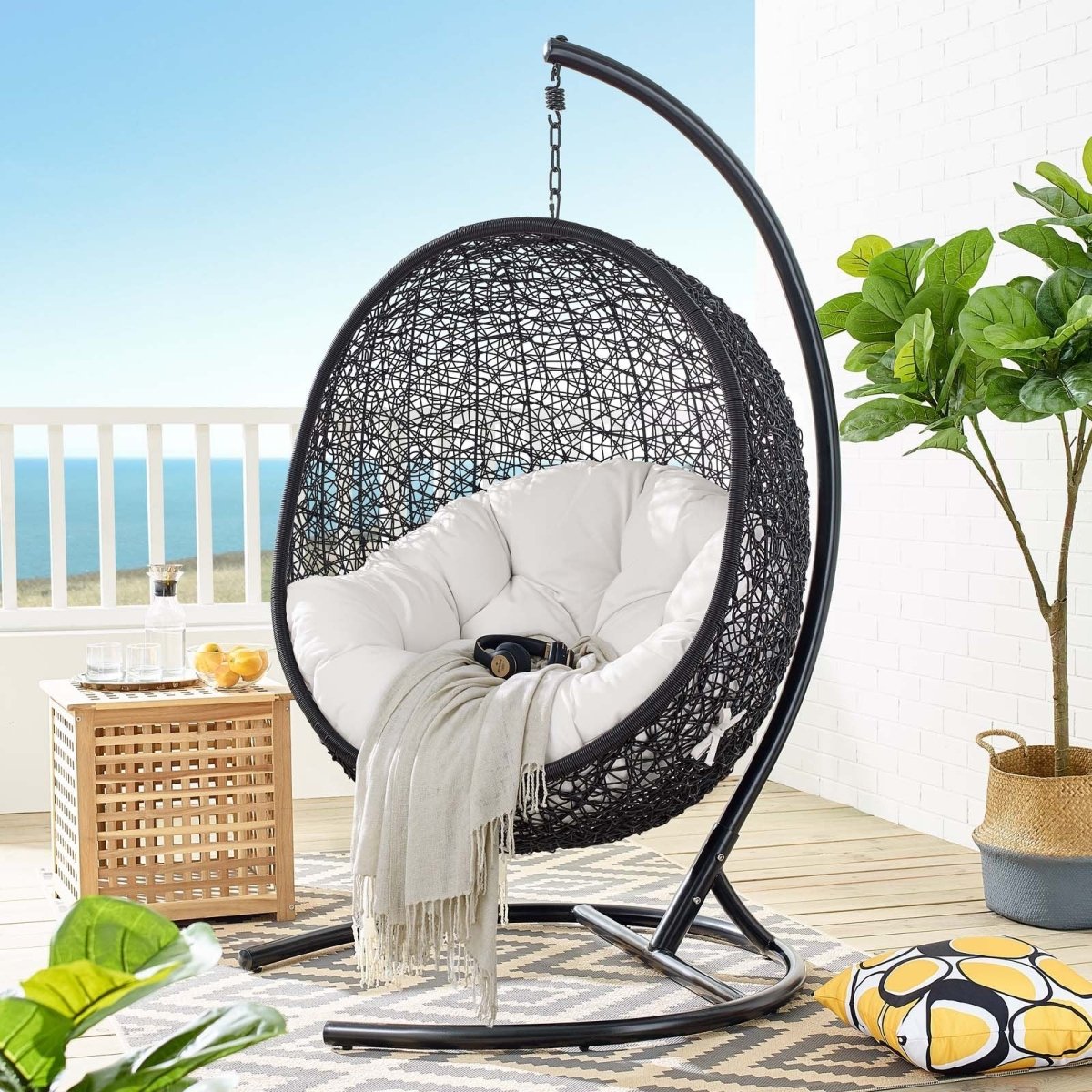 Hanging Basket Swing Chair For Indoor and Outdoor Decor - Encase Swing Outdoor Patio Lounge Chair - BUILDMYPLACE