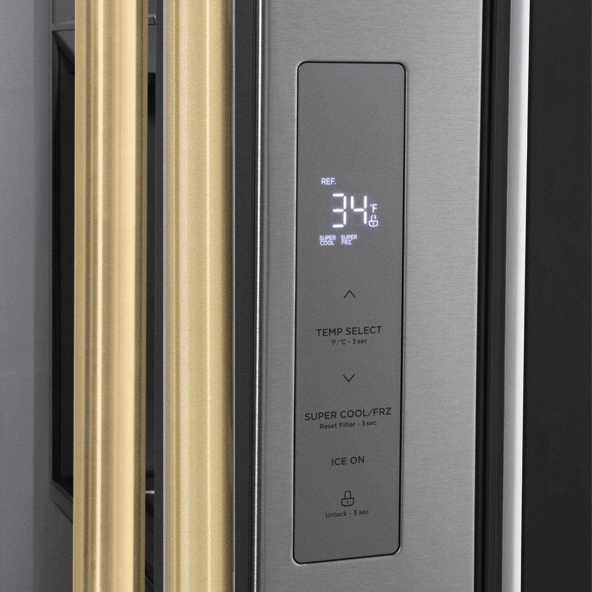 ZLINE Autograph Edition 36 in. 28.9 cu. ft. Standard-Depth French Door External Water Dispenser Refrigerator with Dual Ice Maker in Fingerprint-Resistant Stainless Steel and Champagne Bronze Traditional Handles (RSMZ-W-36-CB)