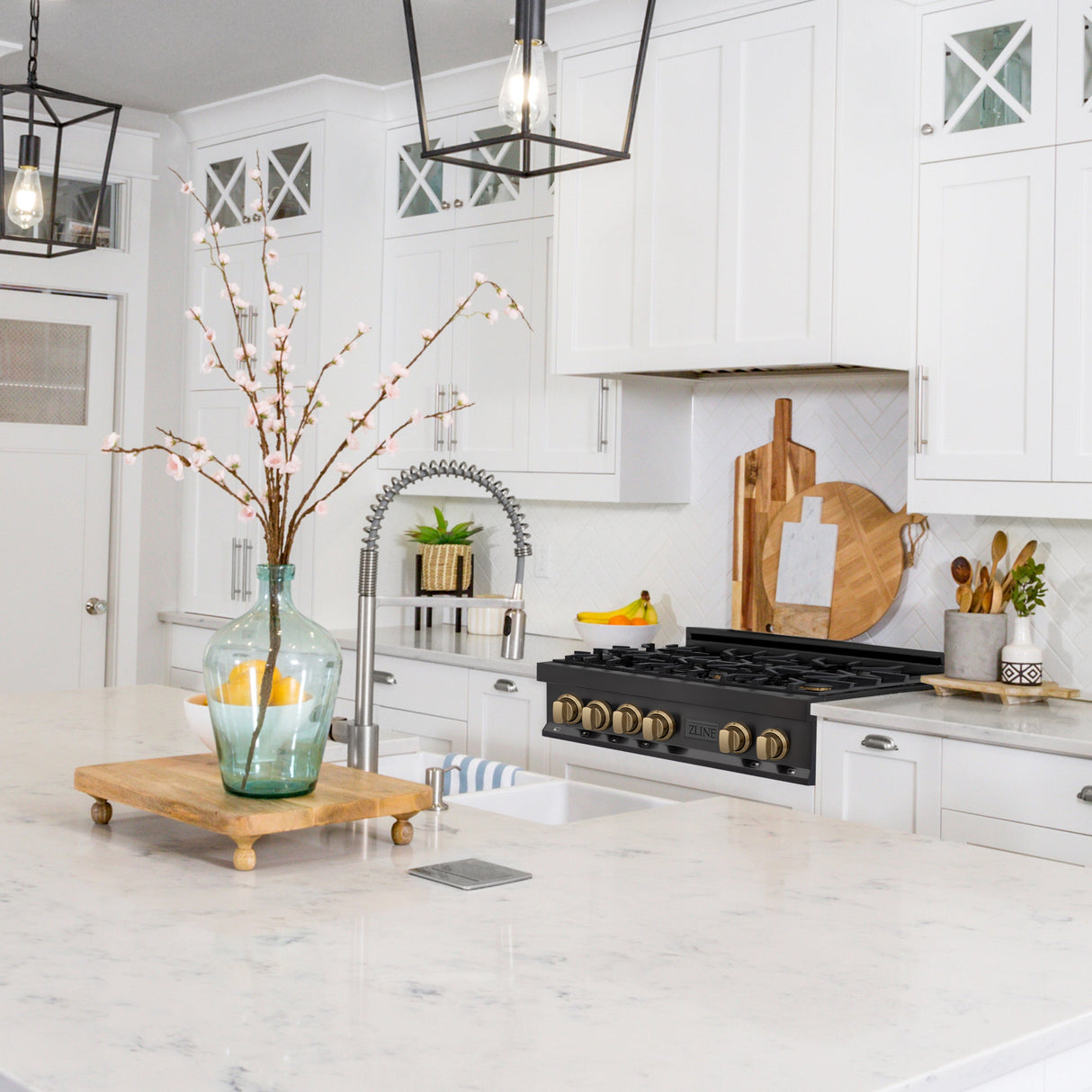 ZLINE Autograph Edition 30 in. Legacy Gas Rangetop with 4 Burners and Porcelain Cooktop in Black Stainless Steel with Champagne Bronze Accents (RTBZ-30-CB)