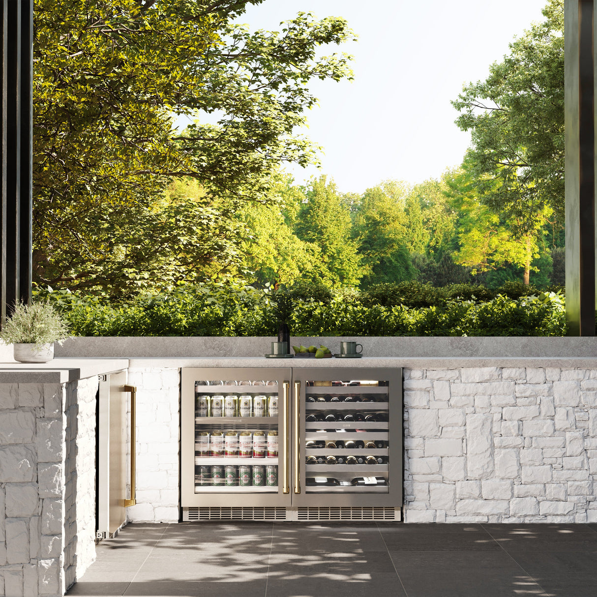 ZLINE 24 In. Touchstone Wine Cooler with Stainless Steel Glass Door and Polished Gold Handle (RWDOZ-GS-24-G)
