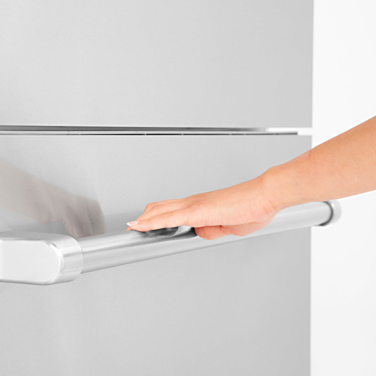 ZLINE 60 in. 32.2 cu. ft. Panel Ready French Door Built-In Bottom Freezer Refrigerator with Water Dispensers and Ice Makers (RBIV-60)