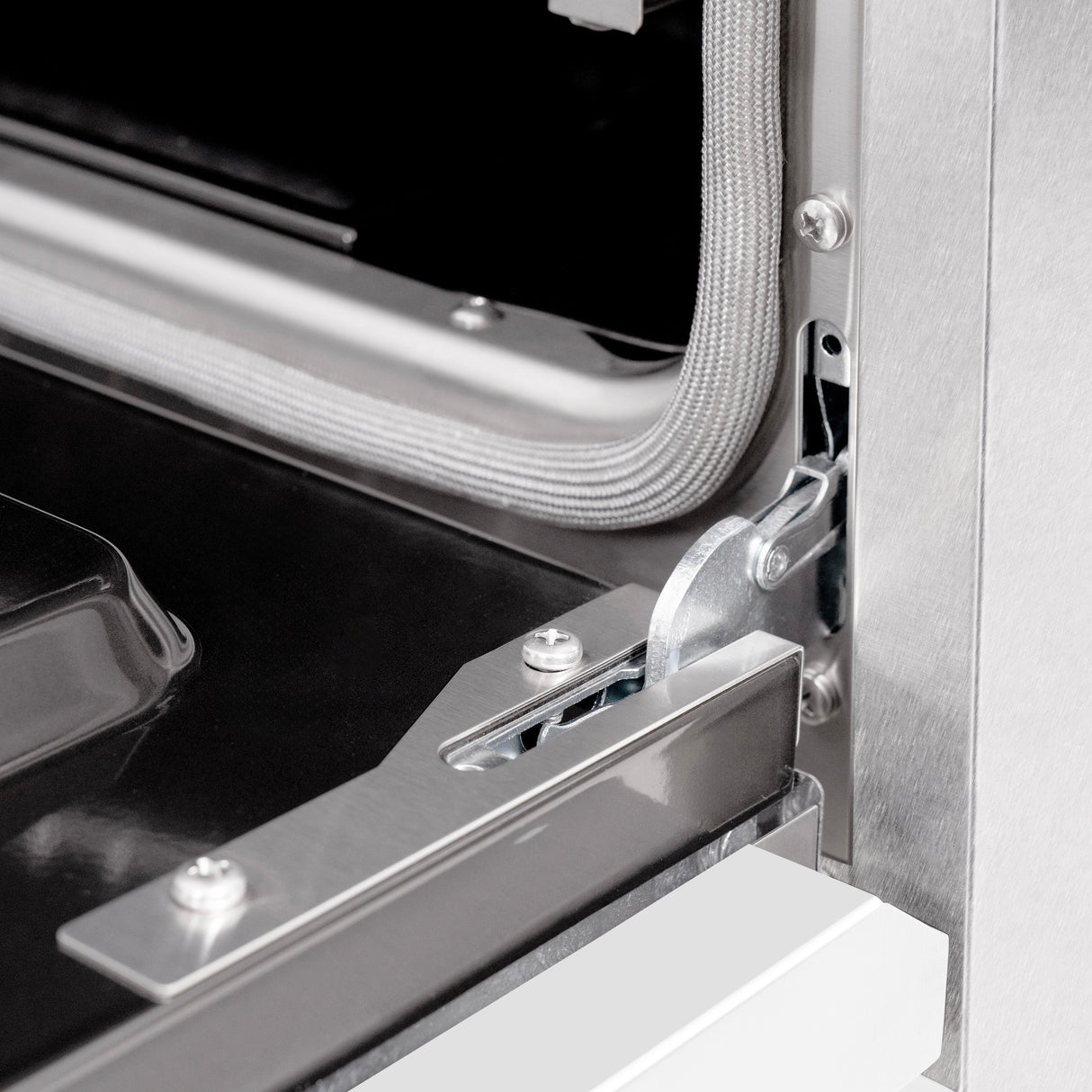 ZLINE 36 in. 5.2 cu. ft. Classic Dual Fuel Range with 6 Burner Gas Cooktop and Electric Convection Oven in Satin Stainless Steel with White Matte Door (CDRS-WM-36)