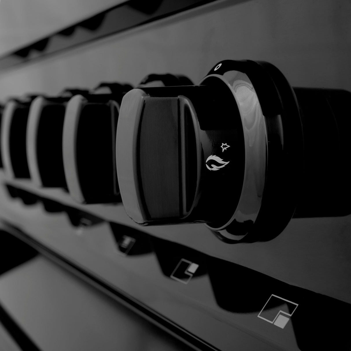 ZLINE 60 in. 7.4 cu. ft. Legacy Dual Fuel Range with 9 Burner Gas Cooktop and 2 Electric Convection Ovens