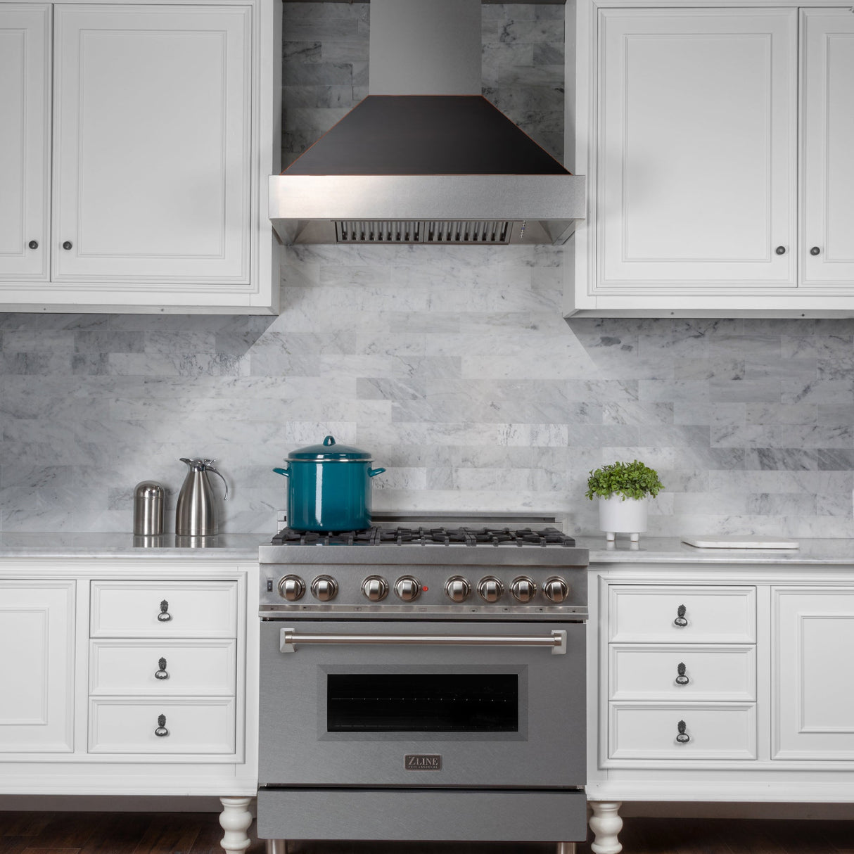 30" Ducted Fingerprint Resistant Stainless Steel Range Hood with Oil Rubbed Bronze Shell (8654ORB-30)