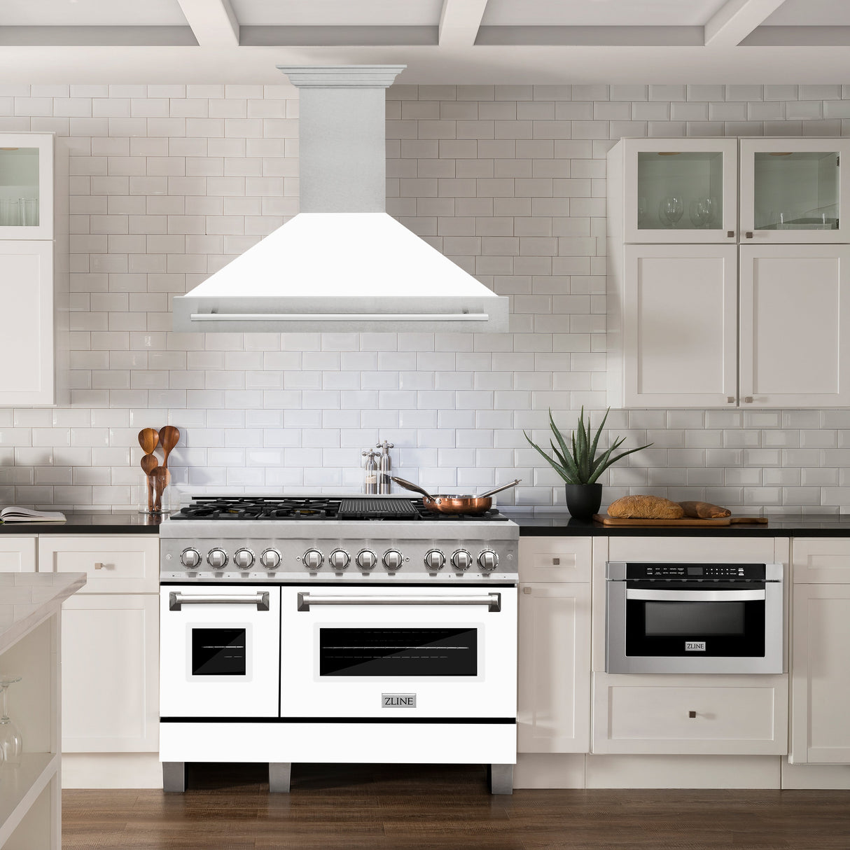 ZLINE 48" Fingerprint Resistant Stainless Steel Range Hood with White Matte Shell (8654SNX-WM48)