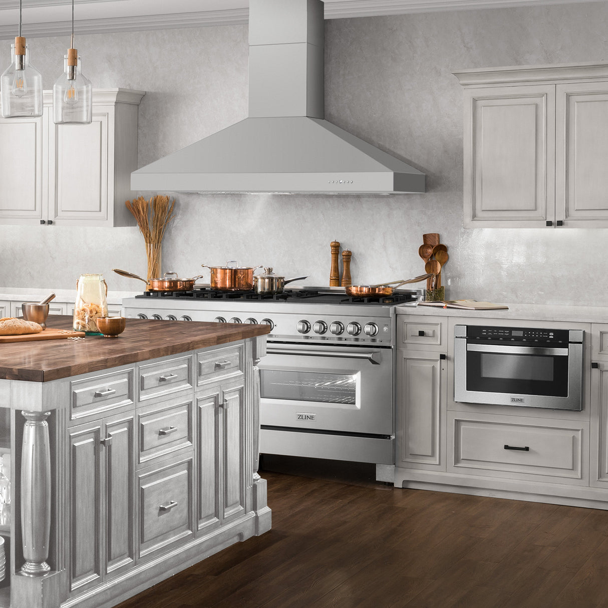 ZLINE 60" Professional Convertible Vent Wall Mount Range Hood in Stainless Steel (597-60)