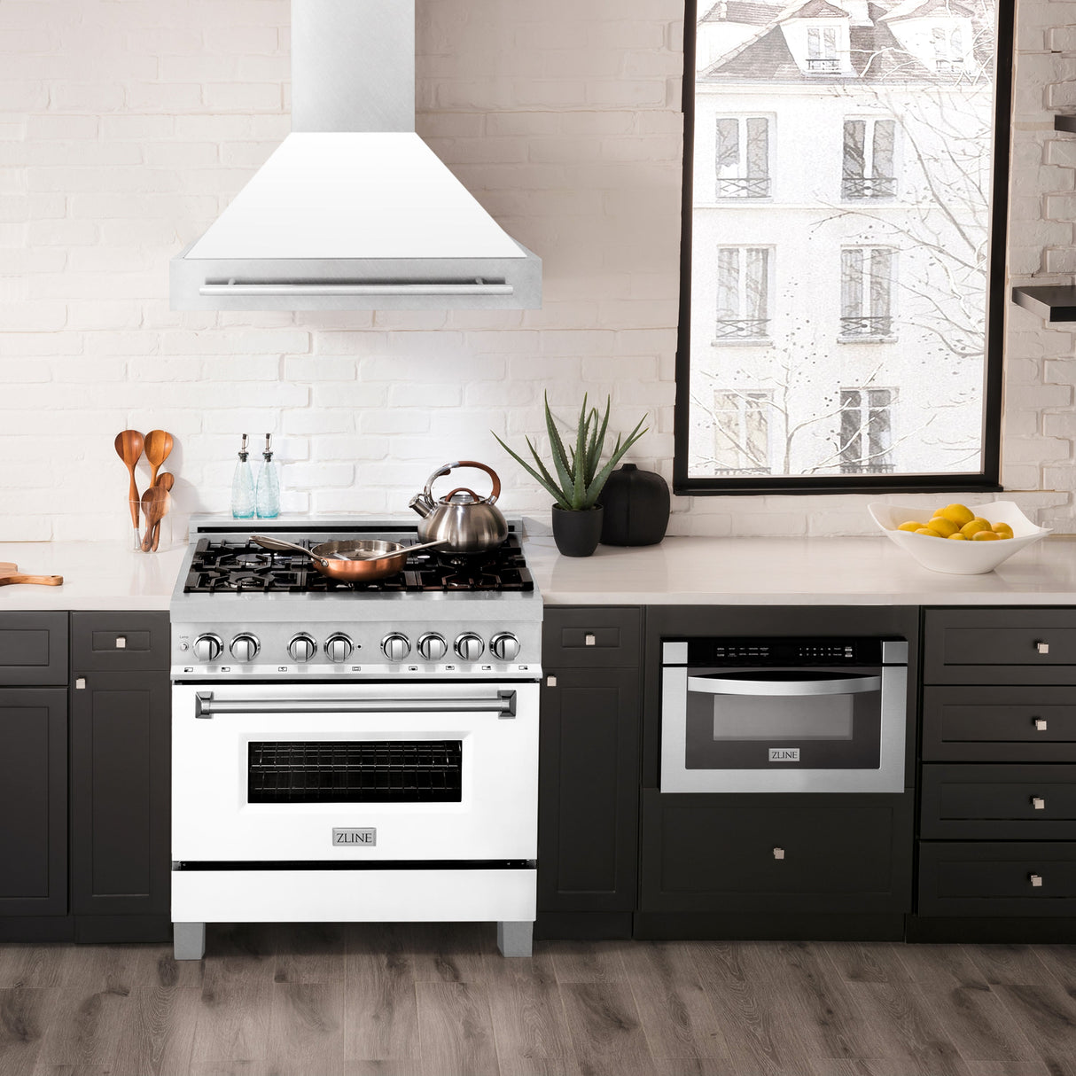 ZLINE 36" Fingerprint Resistant Stainless Steel Range Hood with White Matte Shell (8654SNX-WM36)