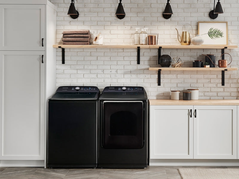 Samsung 7.4 cu. ft. Gas Dryer with Steam Sanitize+ in Black Stainless Steel