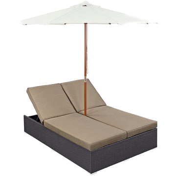 Convene Double Outdoor Patio Chaise W/ Patio Umbrella