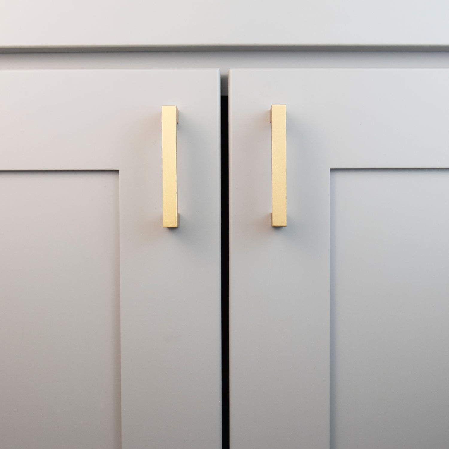 Heritage Designs Collection - Pull 3 Inch Center to Center (Pack of 10 Pulls) - Hickory Hardware|R077746