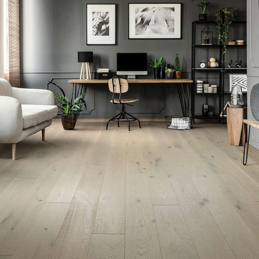 Shaw Floorte Expressions SW707-01077 Melody Engineered Brushed White Oak Hardwood Flooring 5/8" x 7.5" x 15mm Thickness (23.31 SF/CTN)