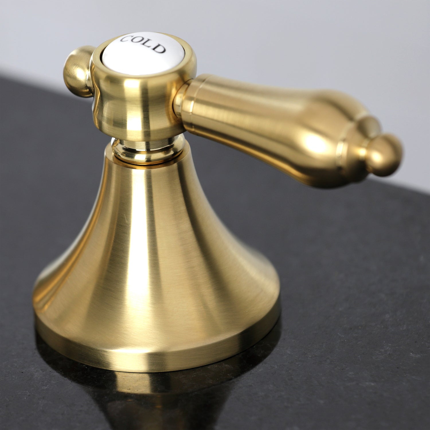 Heirloom 8 In. Two-handle 3-Hole Deck Mount Widespread Bathroom Sink Faucet