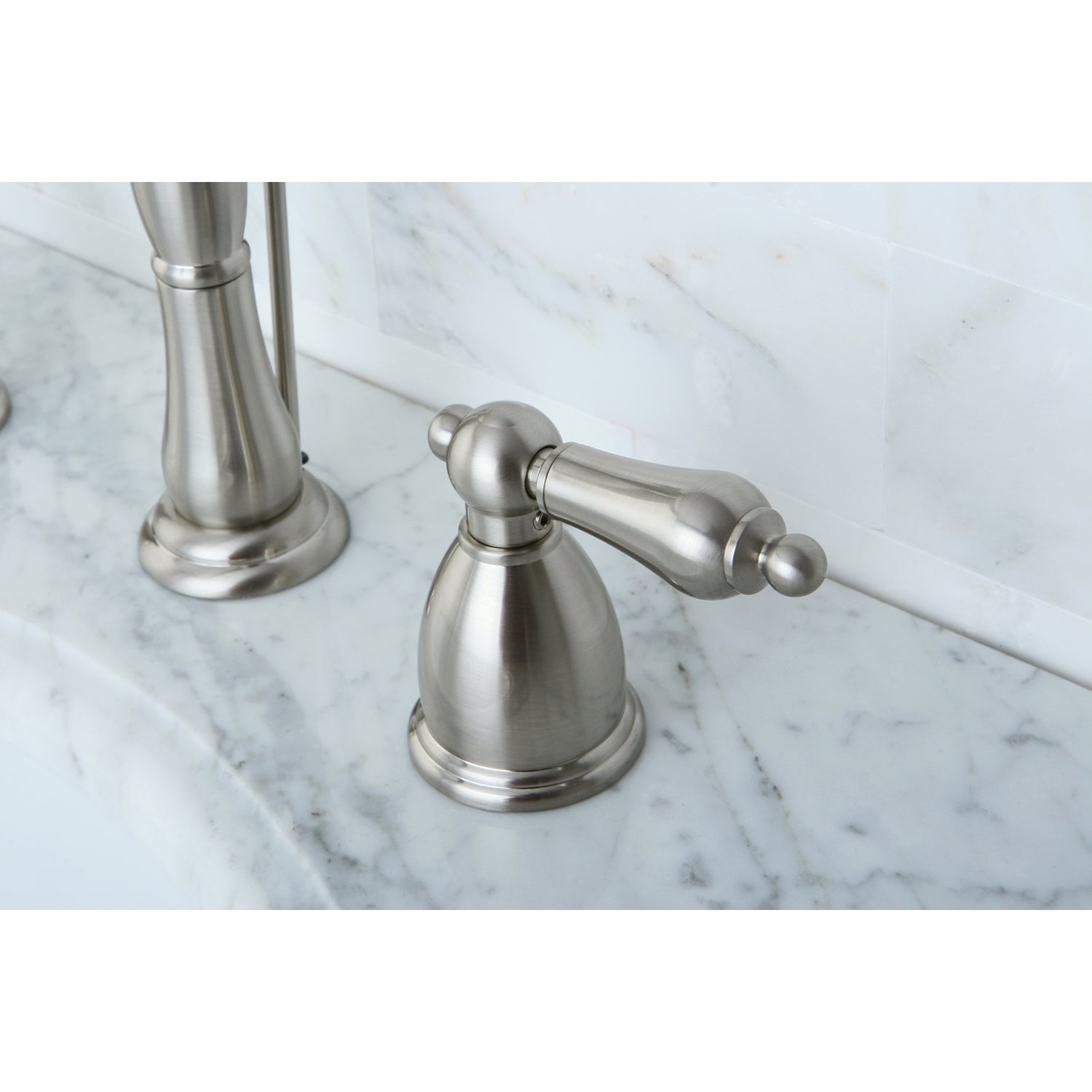 Heritage 8 inch Widespread Traditional Bathroom Faucet