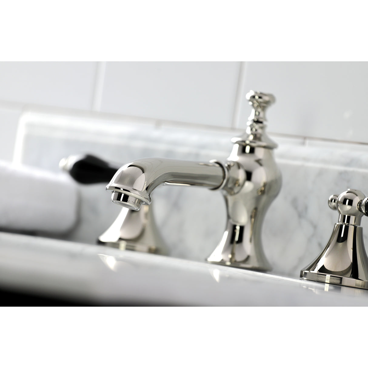 Widespread Traditional Bathroom Faucet with Brass Pop-Up