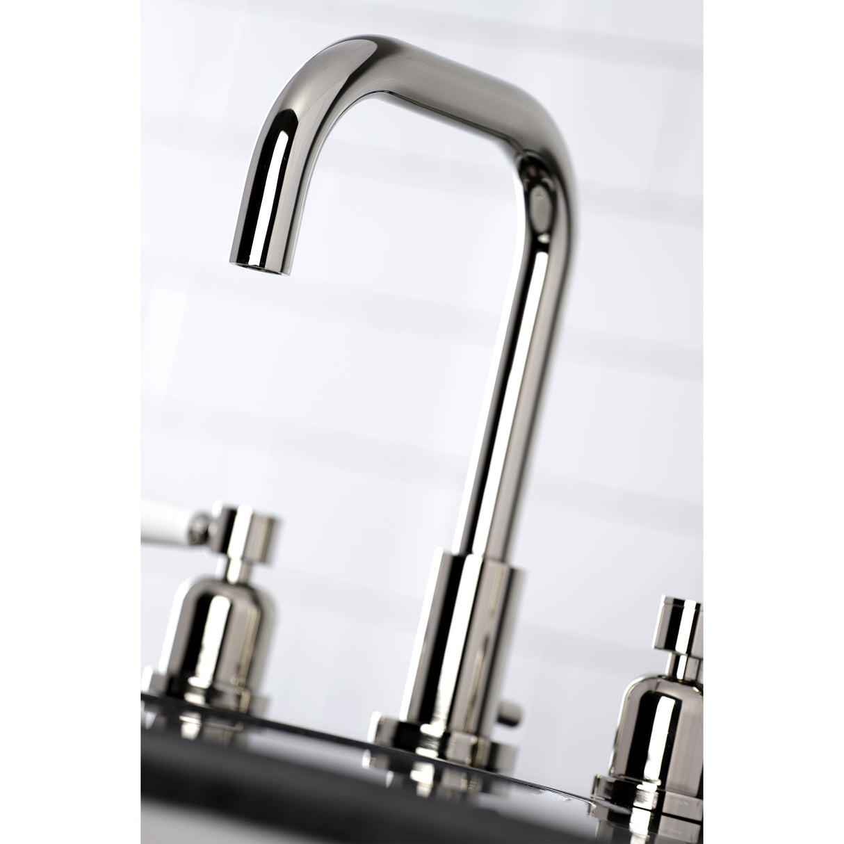 Paris Widespread Bathroom Faucet with Brass Pop-Up