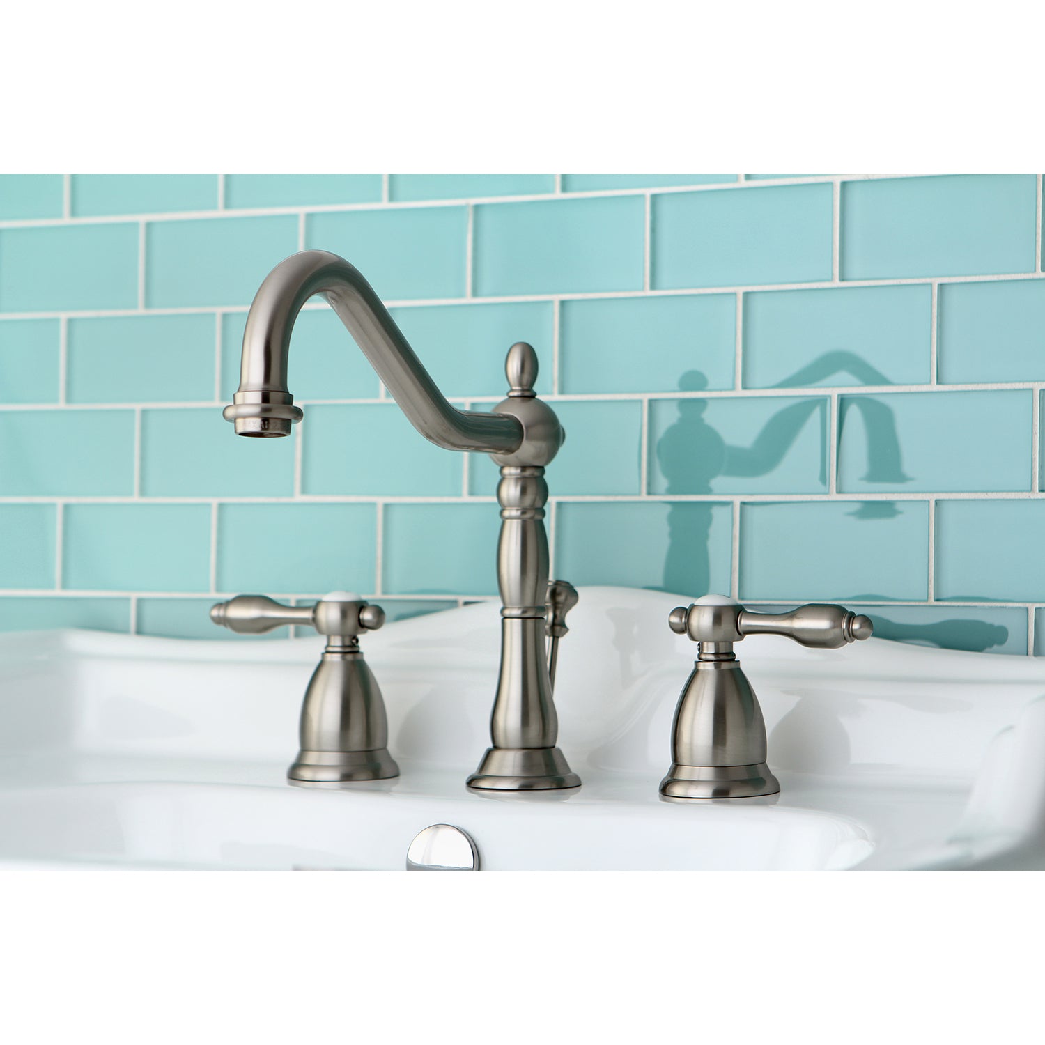 Tudor 8 inchTraditional Widespread Bathroom Faucet