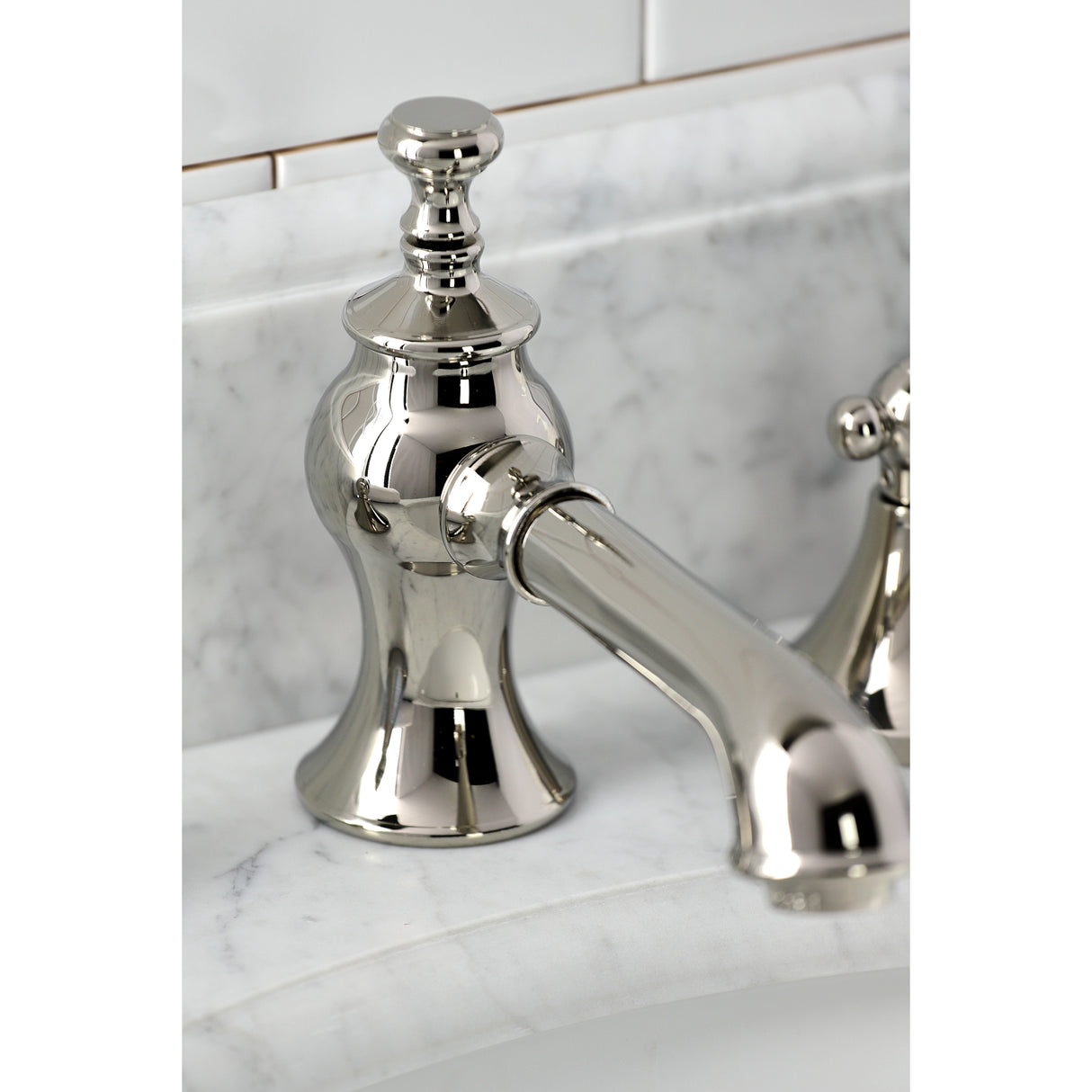Widespread Traditional Bathroom Faucet with Brass Pop-Up
