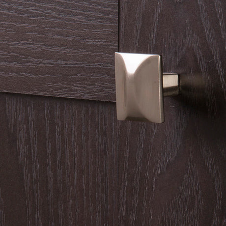 Knobs Square Shaped