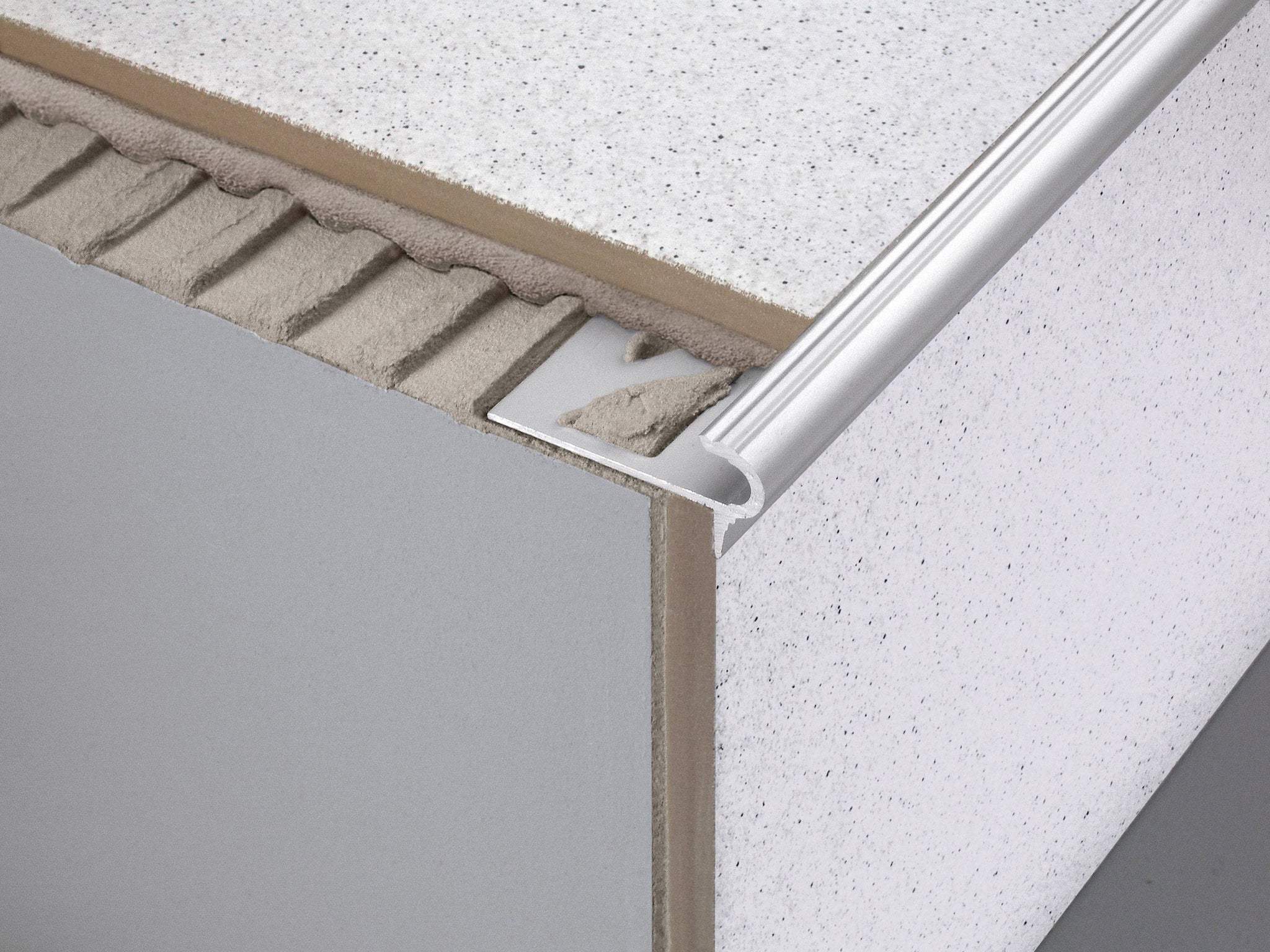 FLORENTOSTEP Stair nosing profile - 1/2 in H - Silver anodized - Aluminum in florentine styel