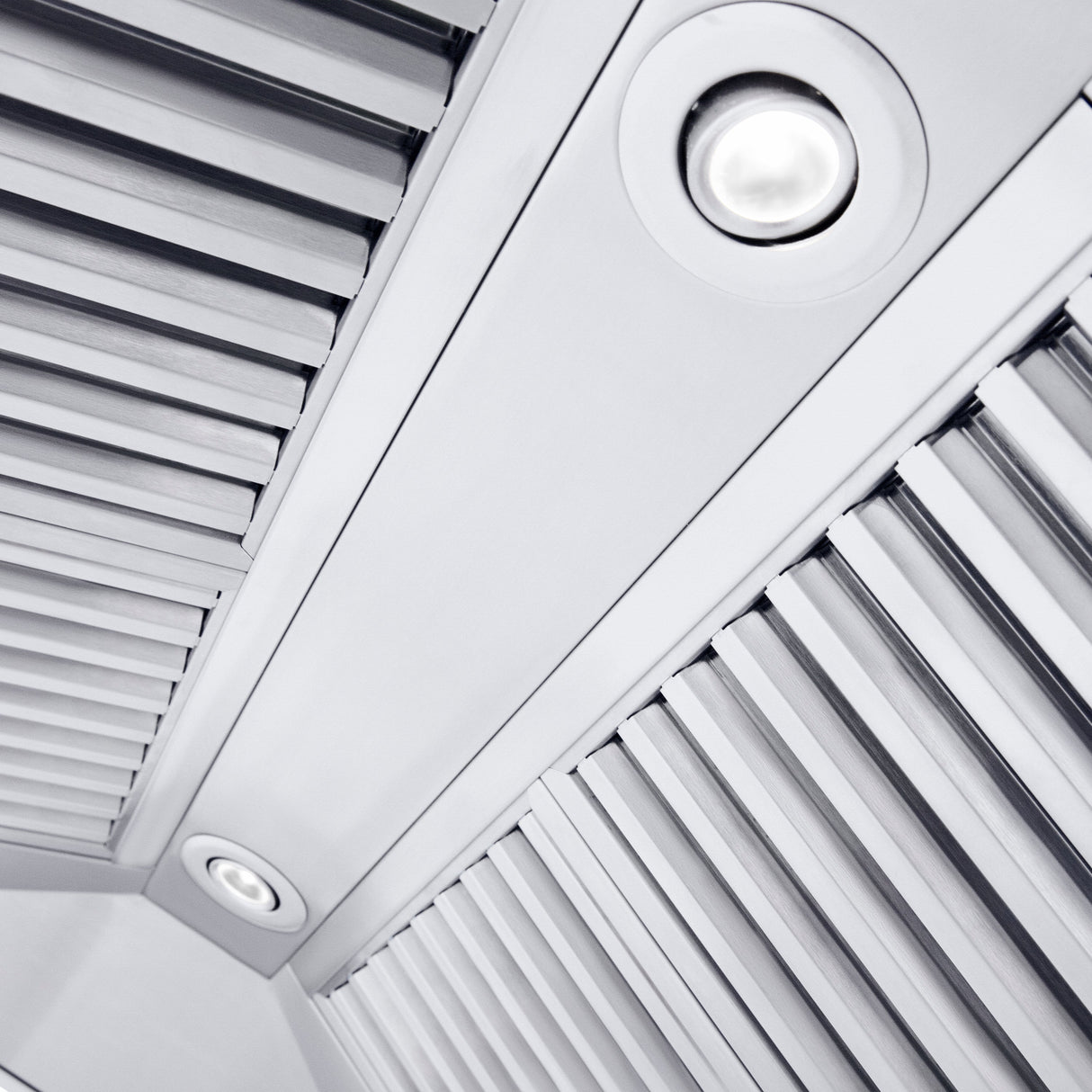 ZLINE 36" Professional Convertible Vent Wall Mount Range Hood in Stainless Steel (587-36)