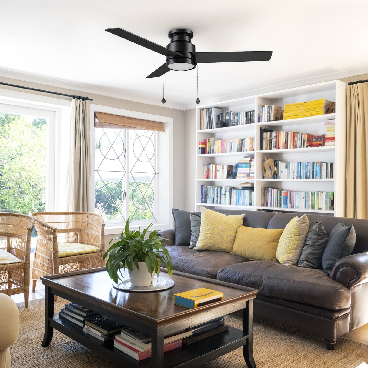 ASCOTT 52 inch 3-Blade Flush Mount Ceiling Fan with LED Light & Pull Chain