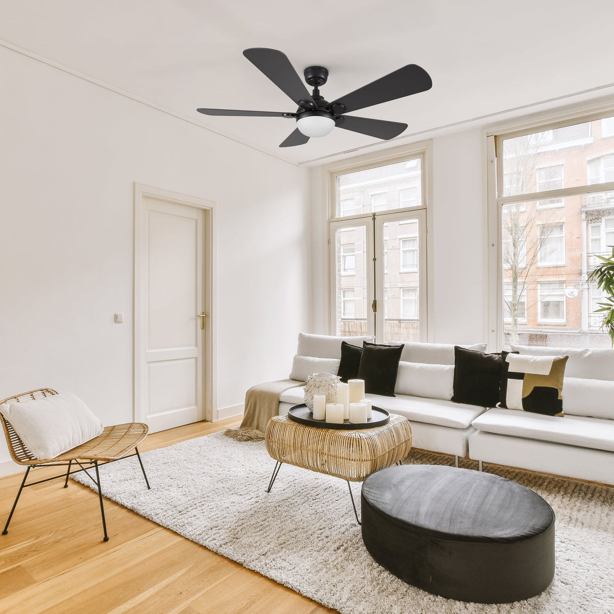 ZEPHYR 52 In 5 Blade Smart Ceiling Fan With Integrated LED Lights With Remote Control
