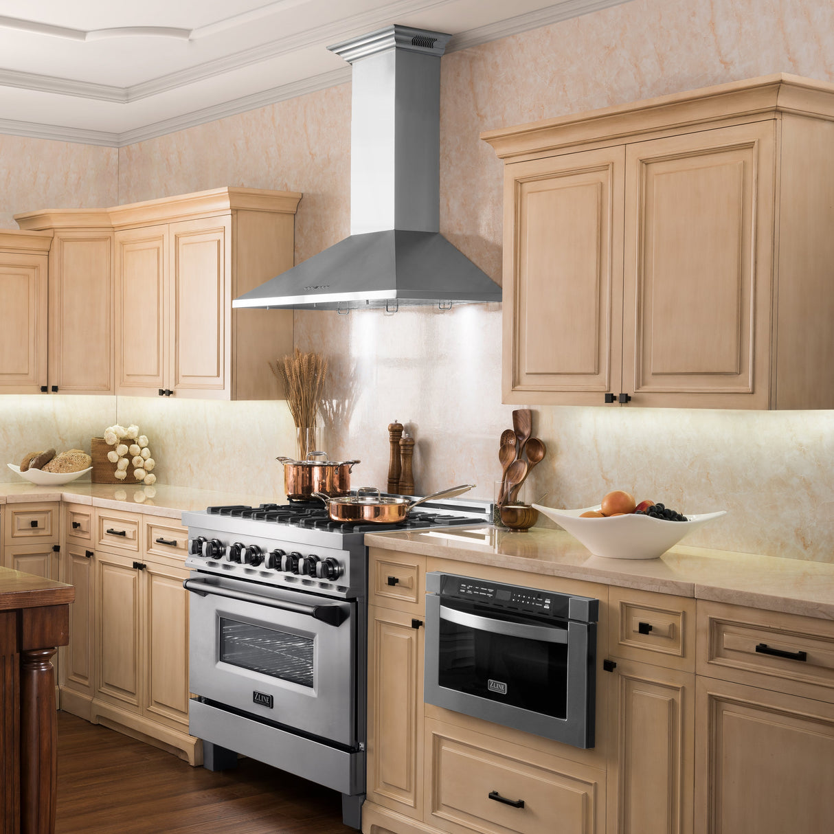 36" ZLINE CrownSound™Ducted Vent Wall Mount Range Hood in Stainless Steel with Built-in Bluetooth Speakers (KL2CRN-BT-36)