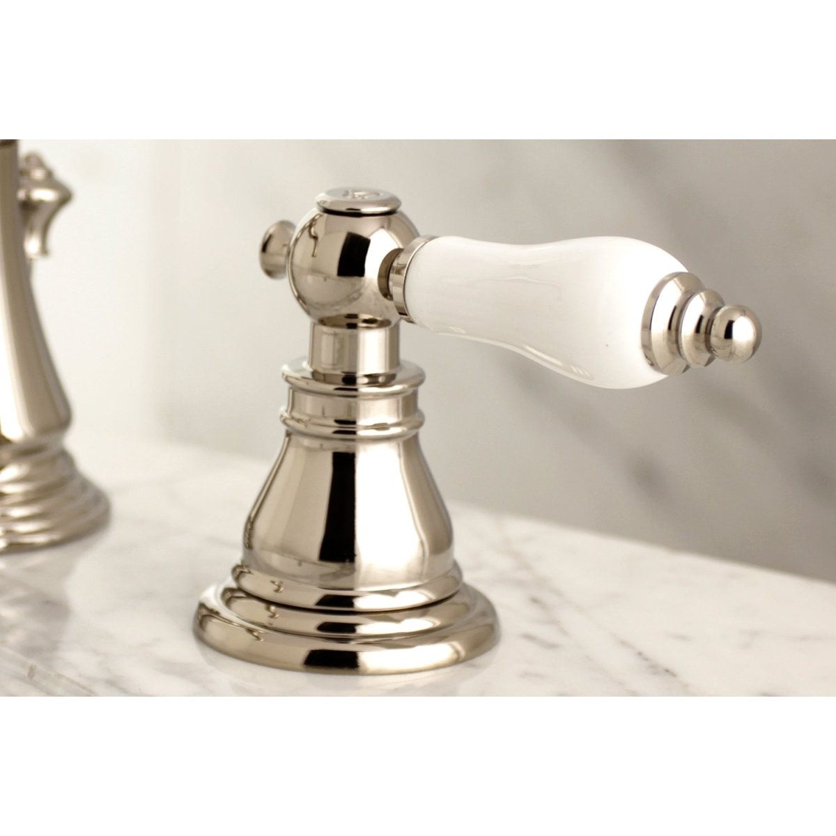 American Patriot Widespread Bathroom Faucet - BUILDMYPLACE