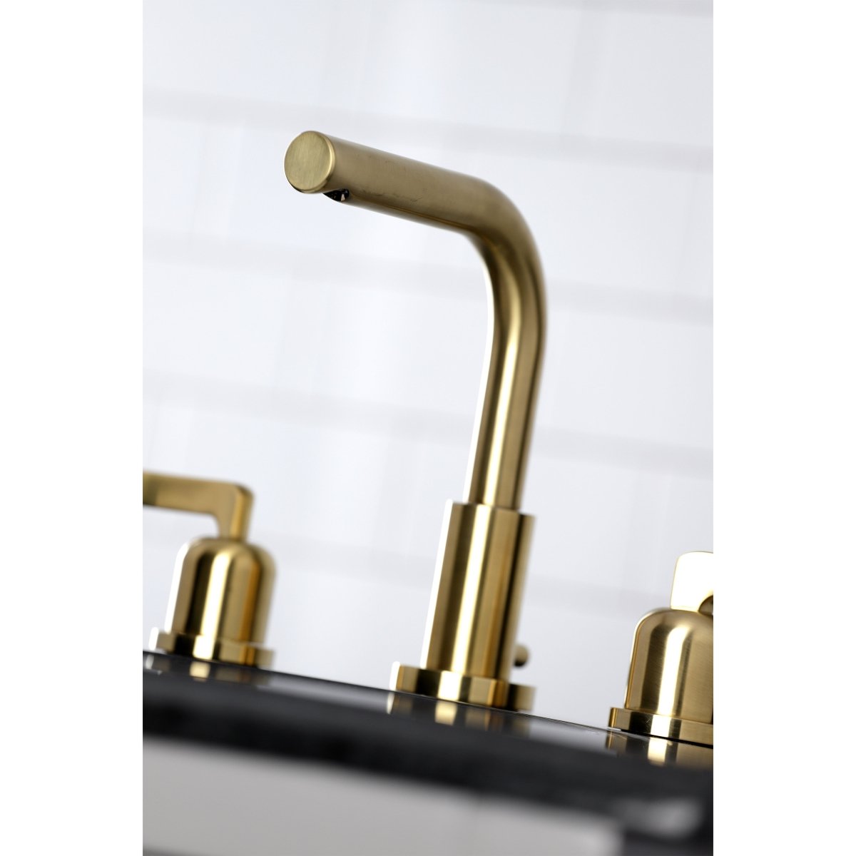 Centurion Widespread 8 Inch Bathroom Faucet - BUILDMYPLACE