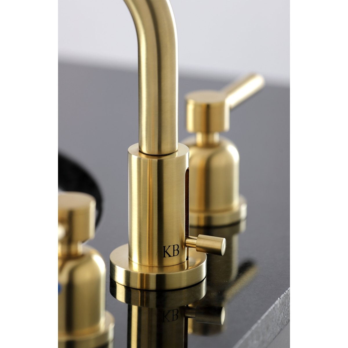 Concord 8 inch Modern Widespread Bathroom Faucet - BUILDMYPLACE