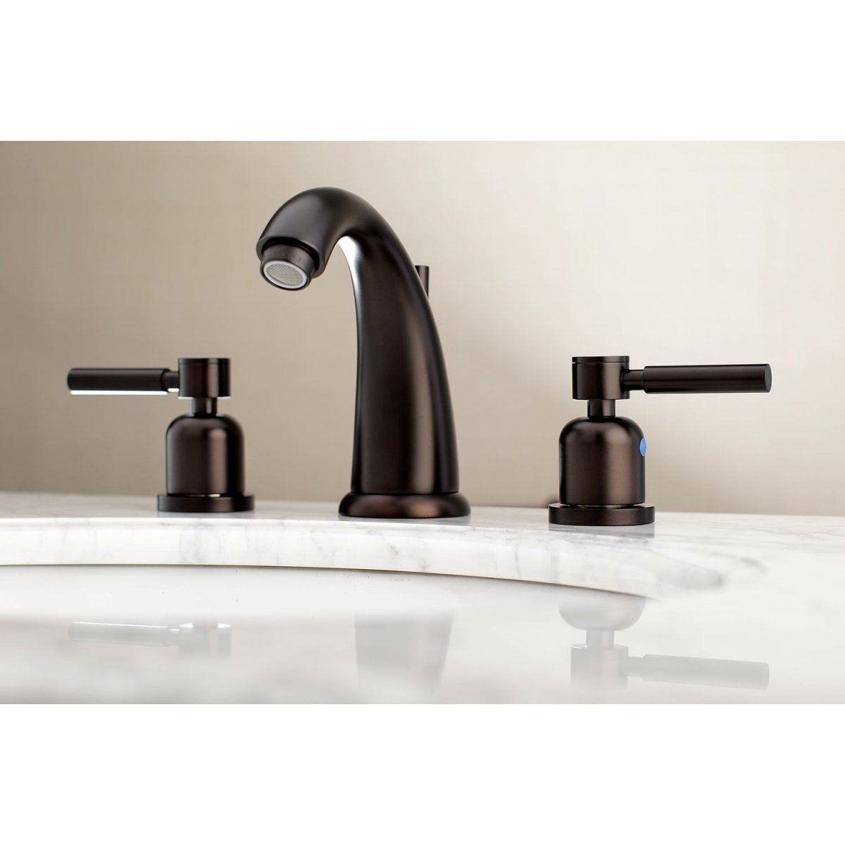 Concord 8 inch Widespread Bathroom Faucet - BUILDMYPLACE