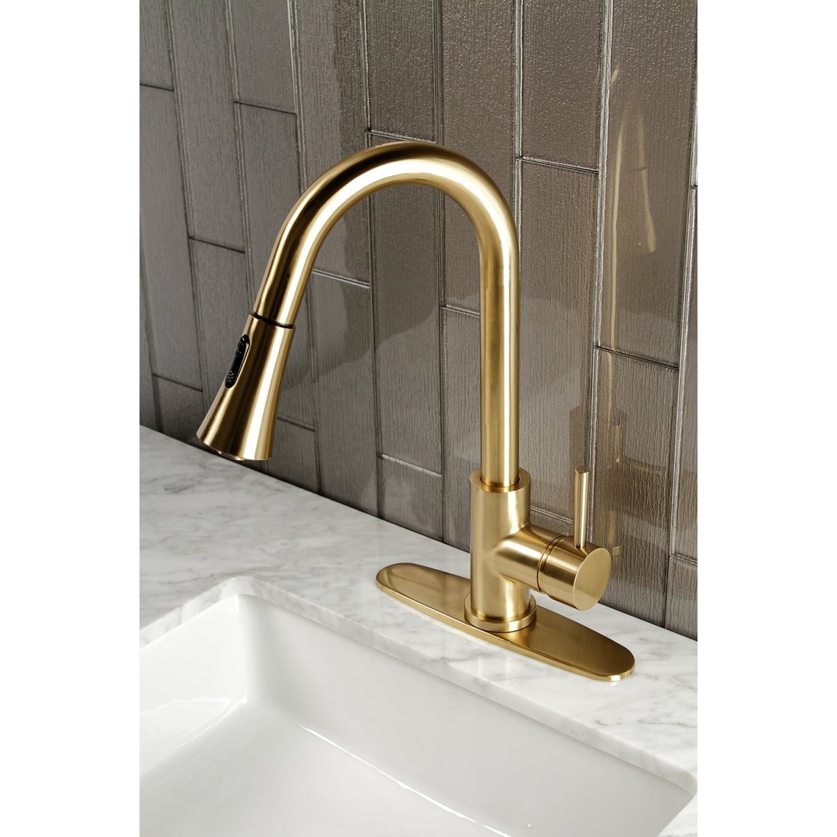 Concord Single - Handle Pull - Down Kitchen Faucet - BUILDMYPLACE