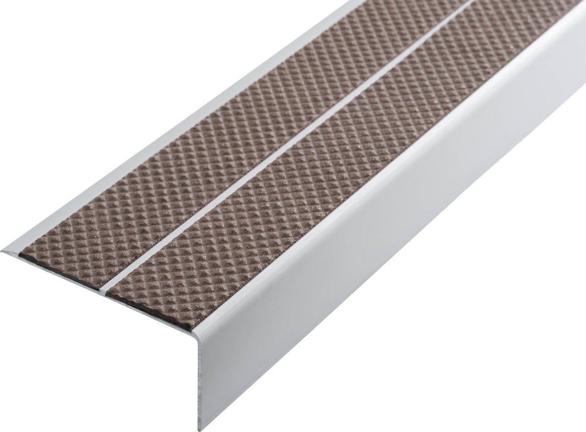 DIAMONDTRED Insert - 9/16 in. W - rich brown - PVC anti slip - for tile flooring - BUILDMYPLACE