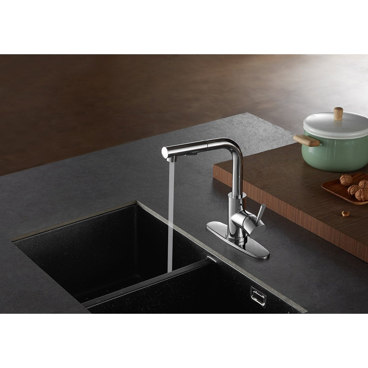 Gourmetier Concord Single Handle Pull Out Kitchen Faucet - BUILDMYPLACE