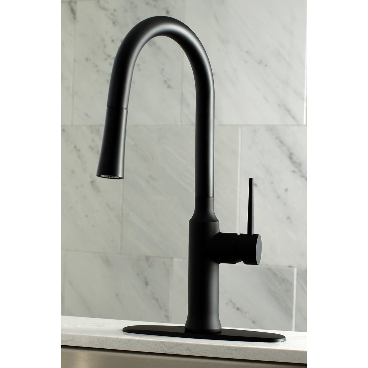 Gourmetier Single Handle Pull Down Kitchen Faucet - BUILDMYPLACE