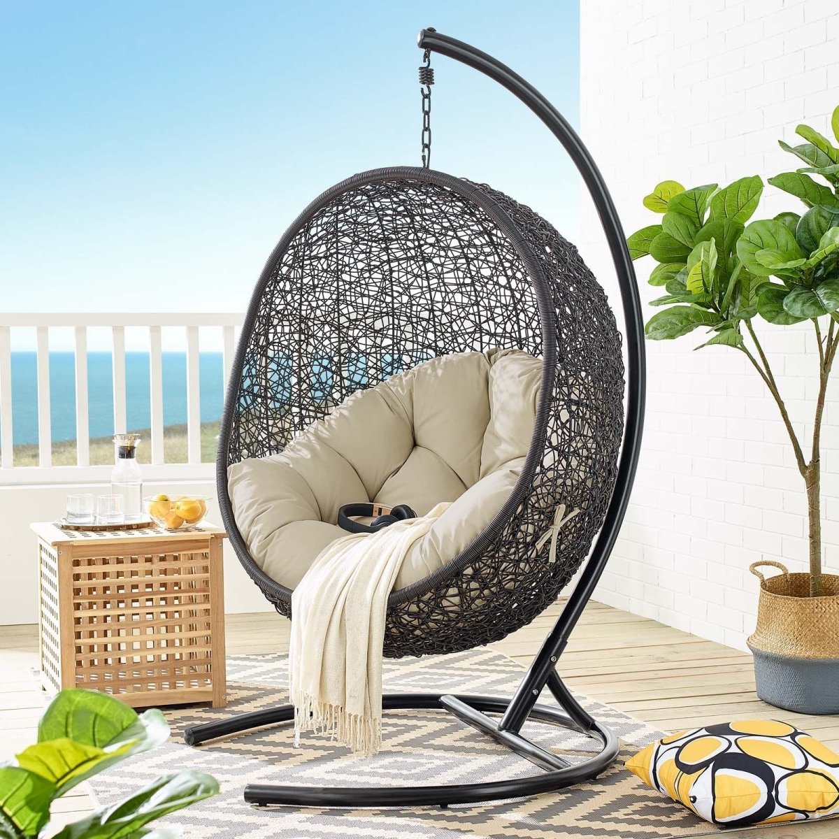 Hanging Basket Swing Chair For Indoor and Outdoor Decor - Encase Swing Outdoor Patio Lounge Chair - BUILDMYPLACE